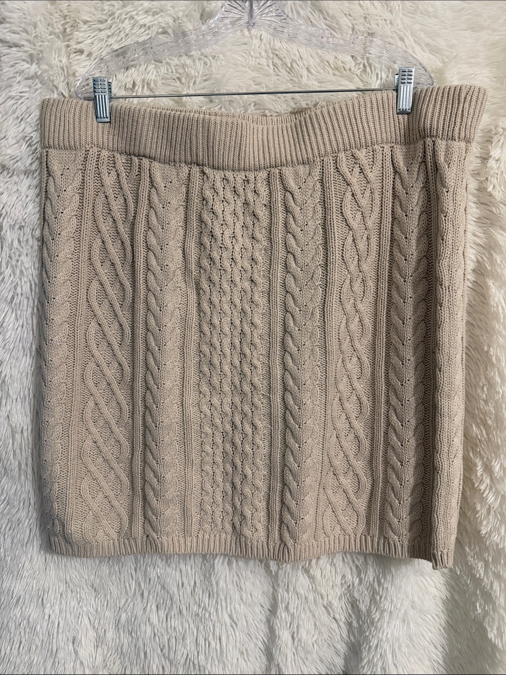 Time and Tru Beige Cable Knit Mini Skirt